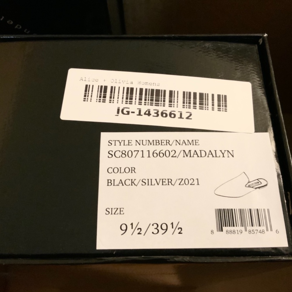 Alice + Olivia Madalyn Loafer Flat Mule Silver - Picture 10 of 12